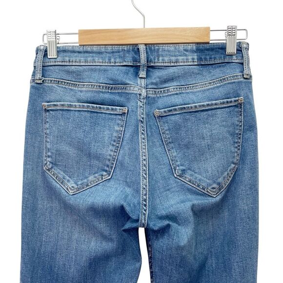 Abercrombie & Fitch The Flare Ultra High Rise Jeans Size 28 6R Medium Wash Denim - Picture 5 of 8